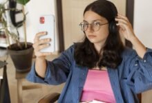 How to Use Your Prescription to Buy Glasses and Contact Lenses Online