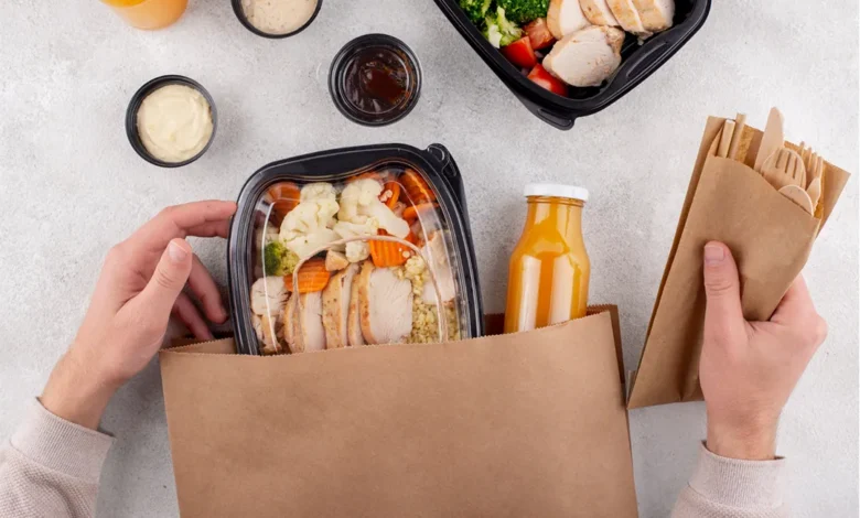 Using Paper Food Packaging at Takeaways